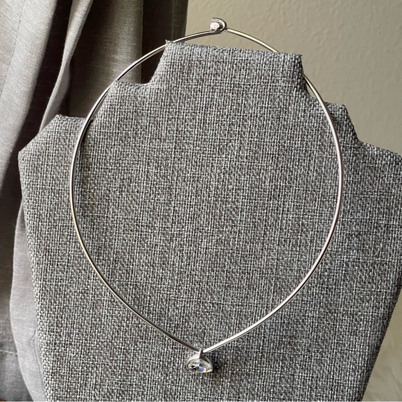 JOAN RIVERS | Sparkling Clear Crystal Pendant Silver Tone Statement 15" Choker - Picture 9 of 11